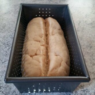Master Class Brotbackform 23 cm perforiert – Bild 3