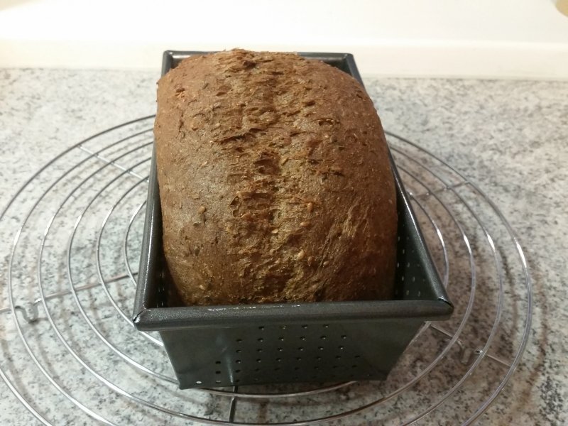 Master Class Brotbackform 23 cm perforiert – Bild 8